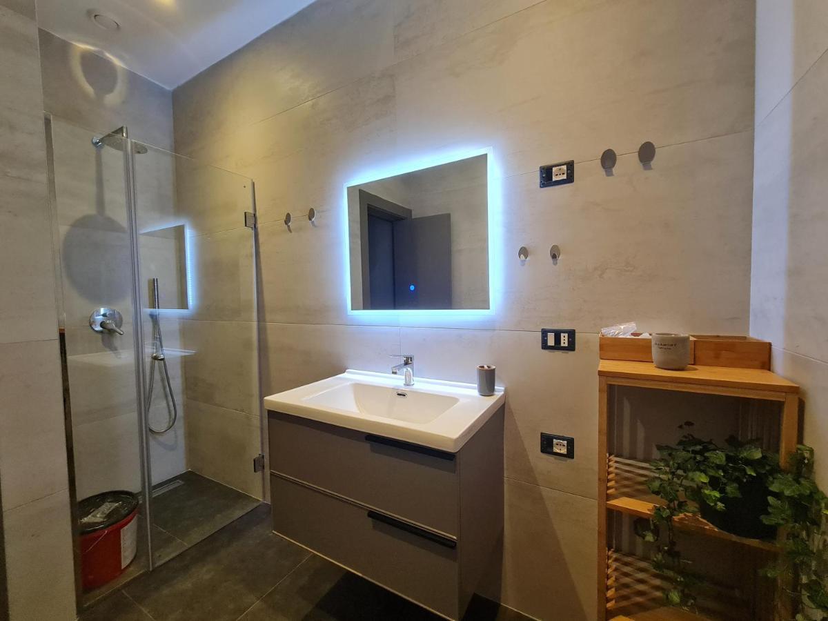 Rosemarine Villas Durrës Esterno foto