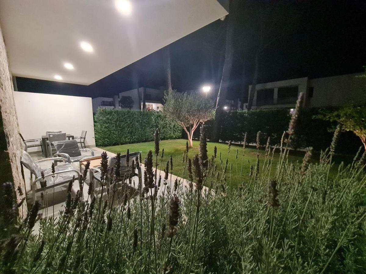 Rosemarine Villas Durrës Esterno foto
