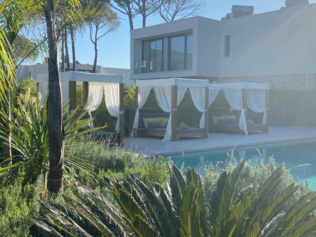 Rosemarine Villas Durrës Esterno foto