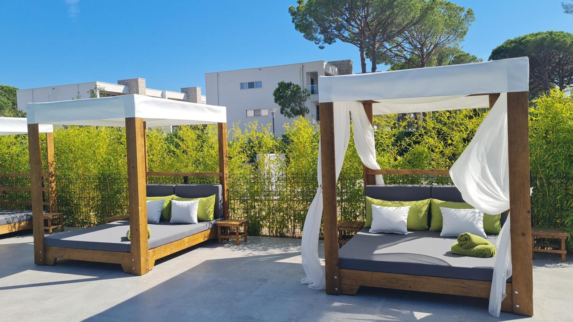 Rosemarine Villas Durrës Esterno foto