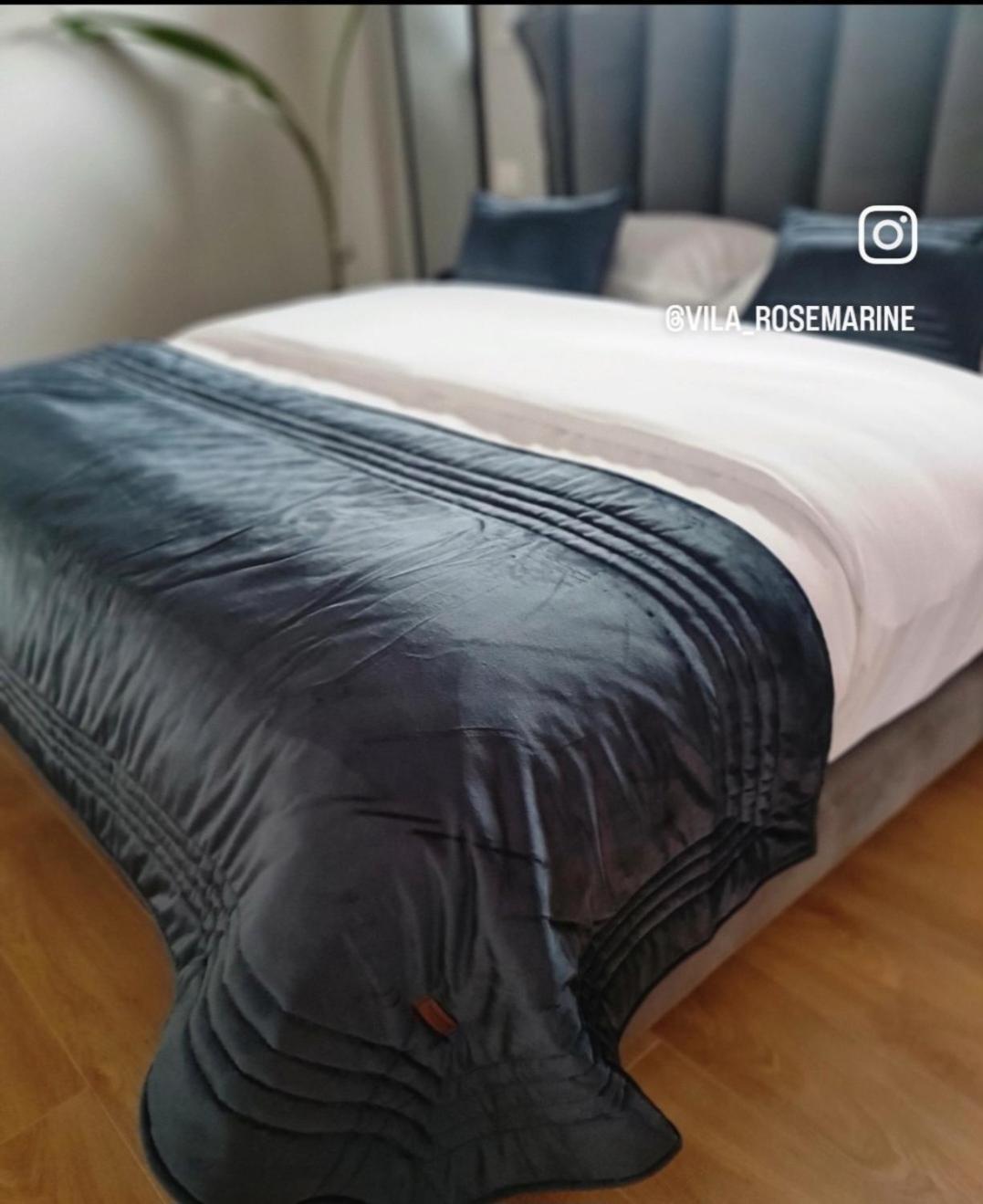 Rosemarine Villas Durrës Esterno foto
