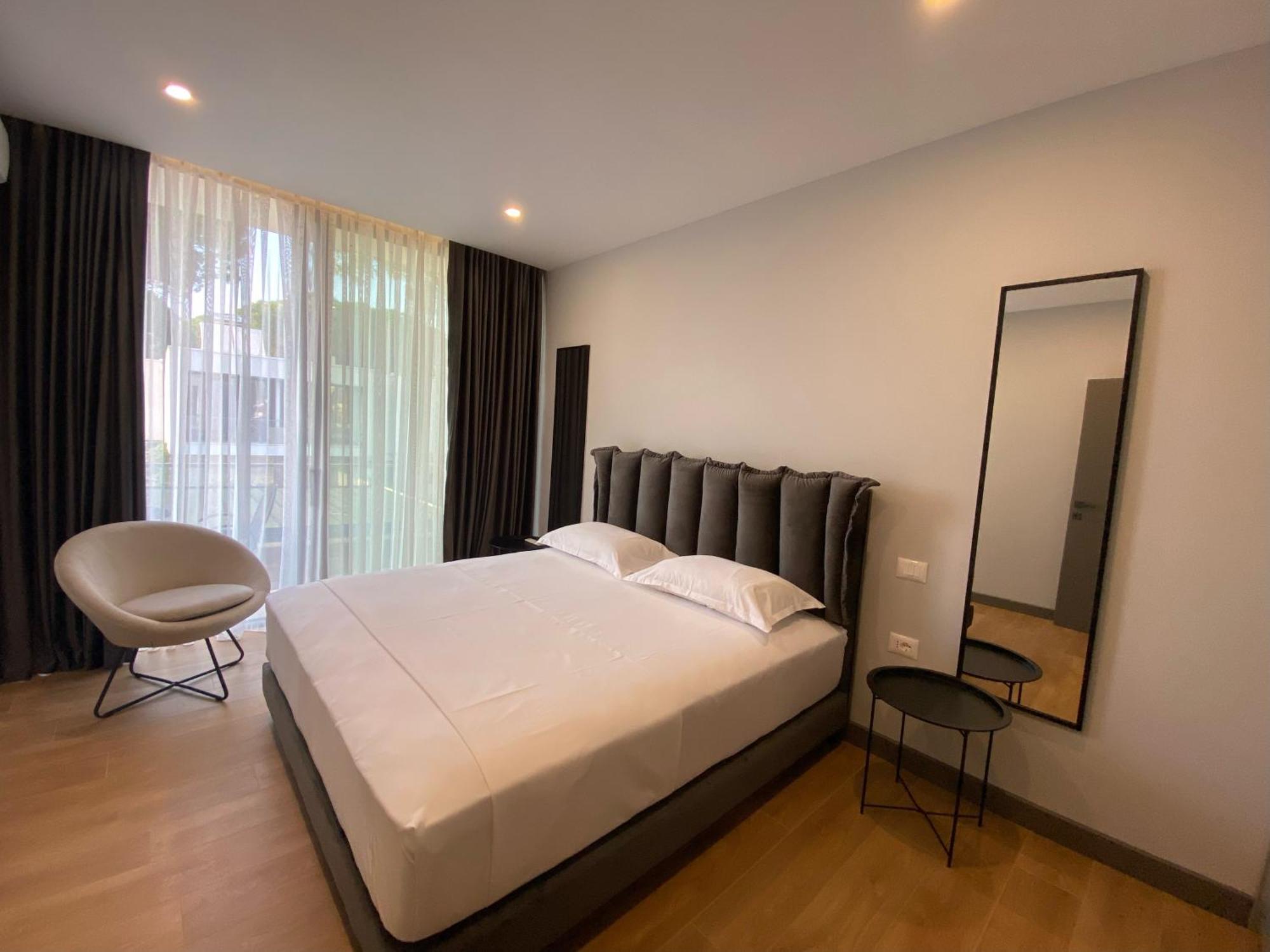 Rosemarine Villas Durrës Esterno foto