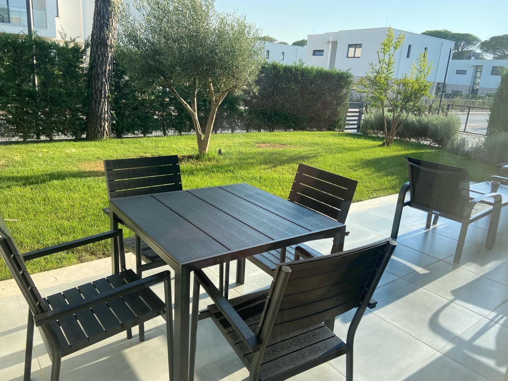 Rosemarine Villas Durrës Esterno foto